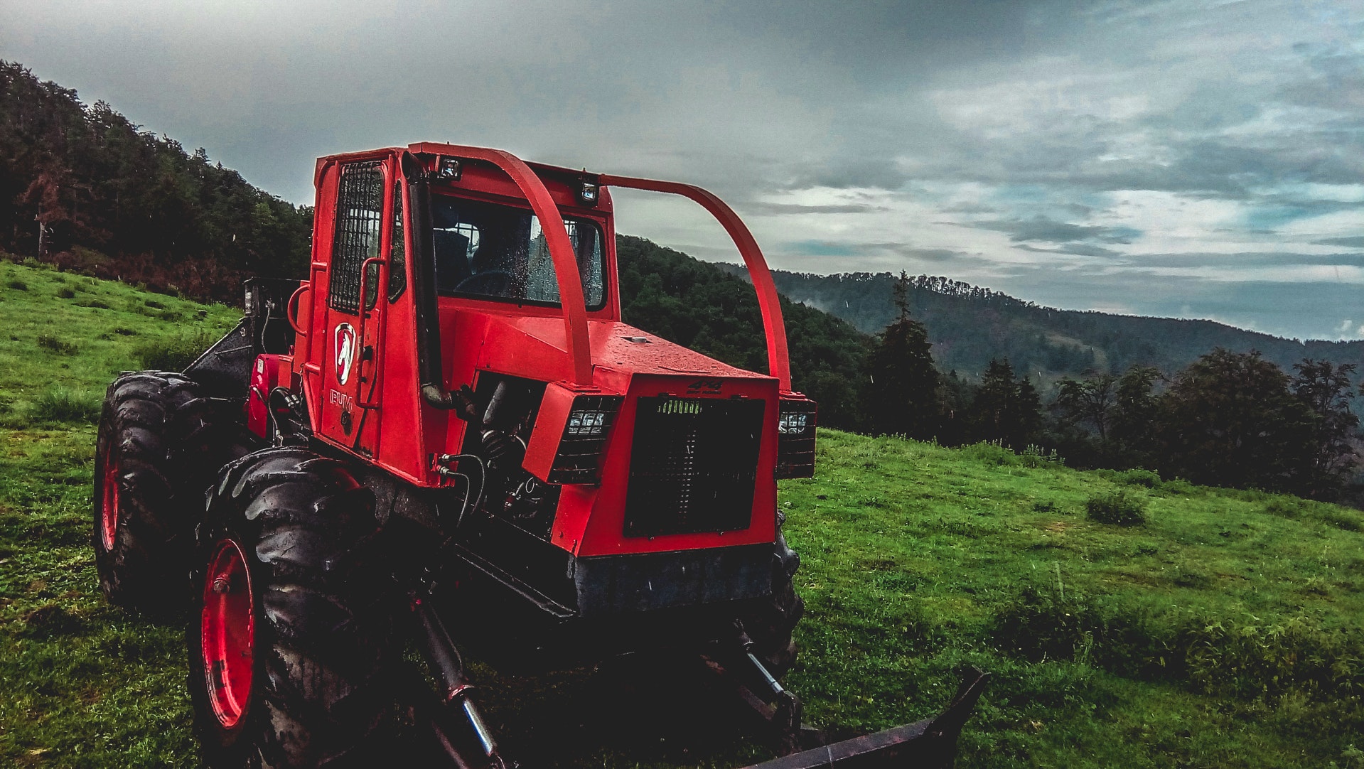 Займ под ПТС специальной техники в Можайск